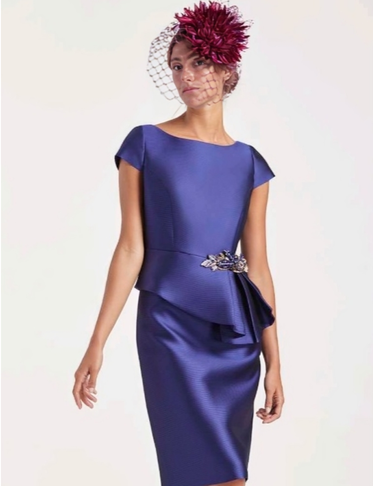 Mouriño dress with hat